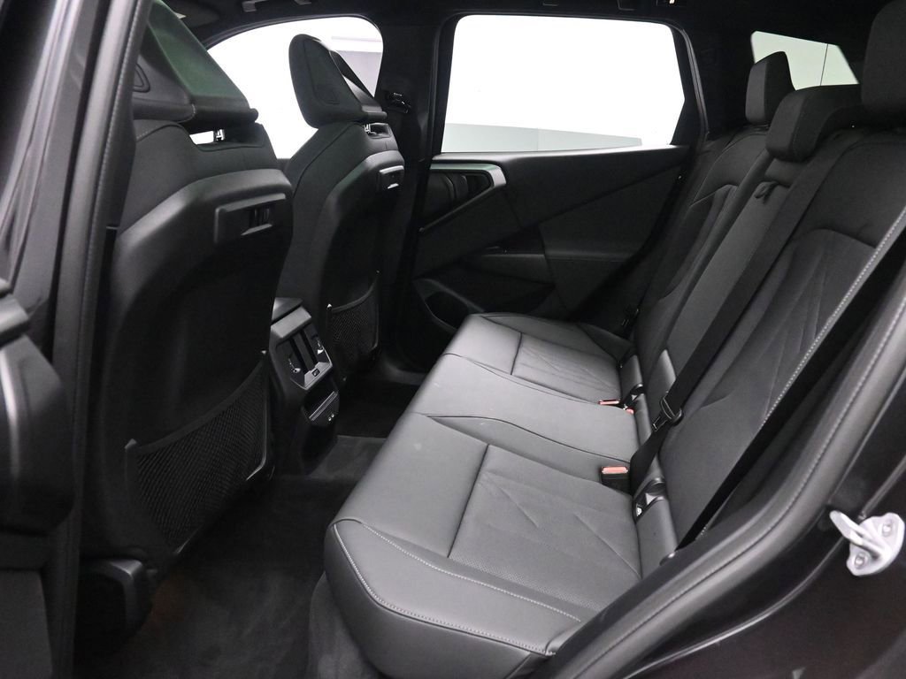 Used 2025 BMW X3 xDrive30i image 18