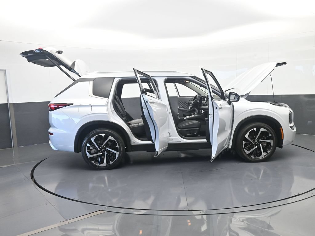 Used 2024 Mitsubishi Outlander SEL FWD image 76