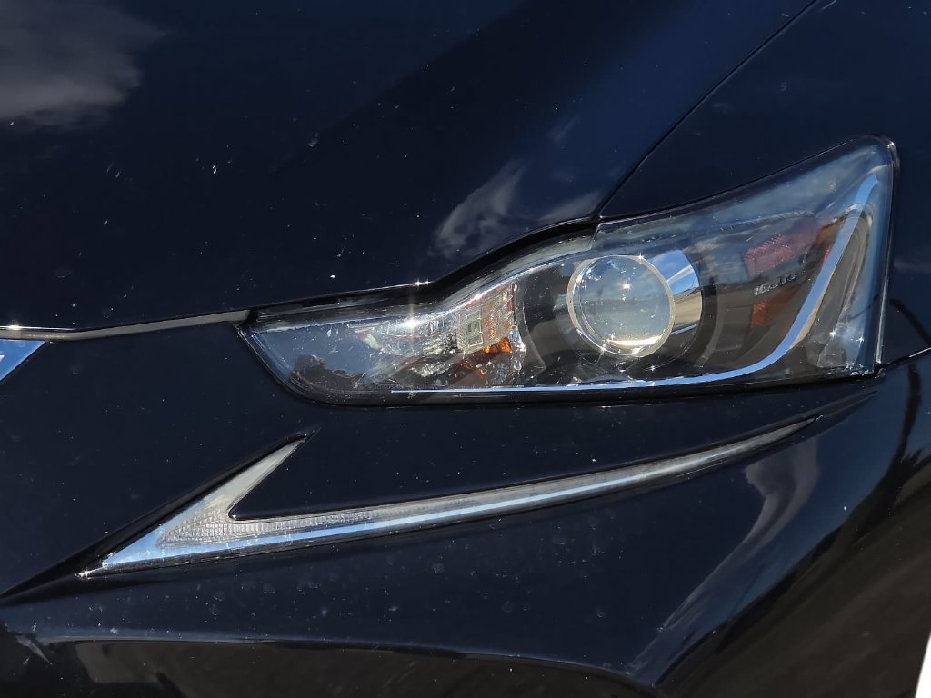 Used 2019 Lexus IS 300 w/ Accessory Package 2 RWD image 33