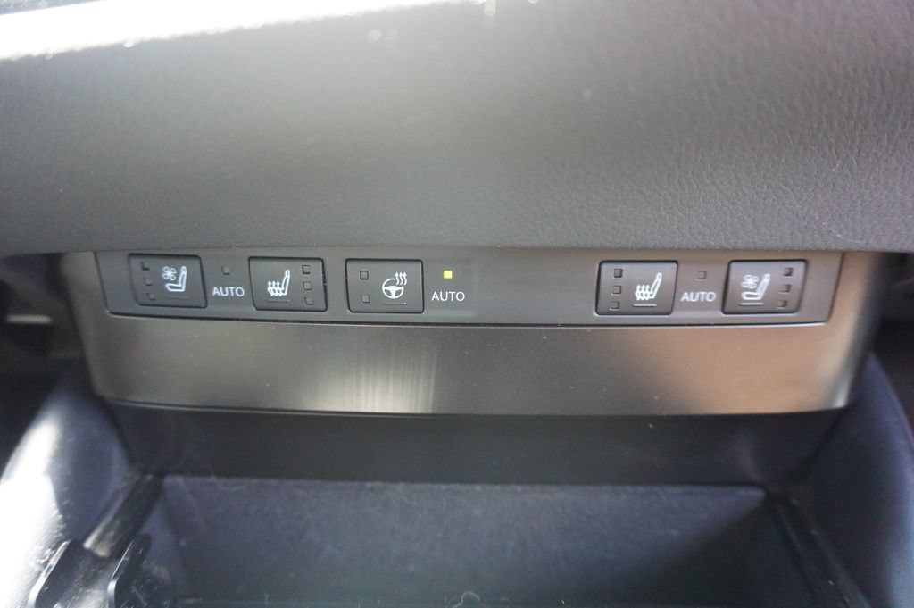 Used 2024 Lexus ES 350 w/ Premium Package FWD image 15