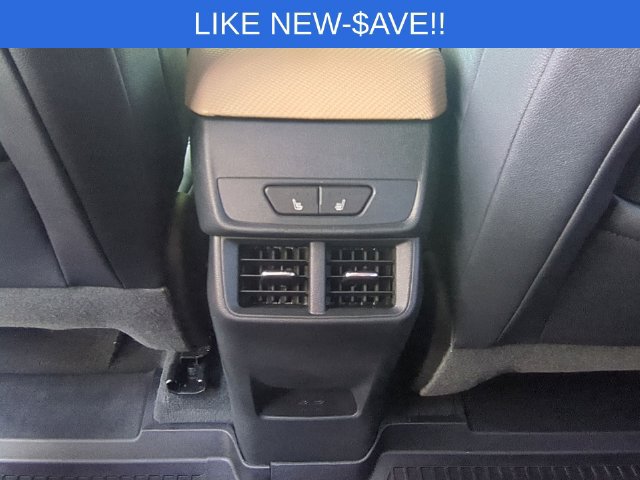 Used 2026 Chevrolet Equinox ACTIV w/ Convenience Package III AWD/4WD image 32