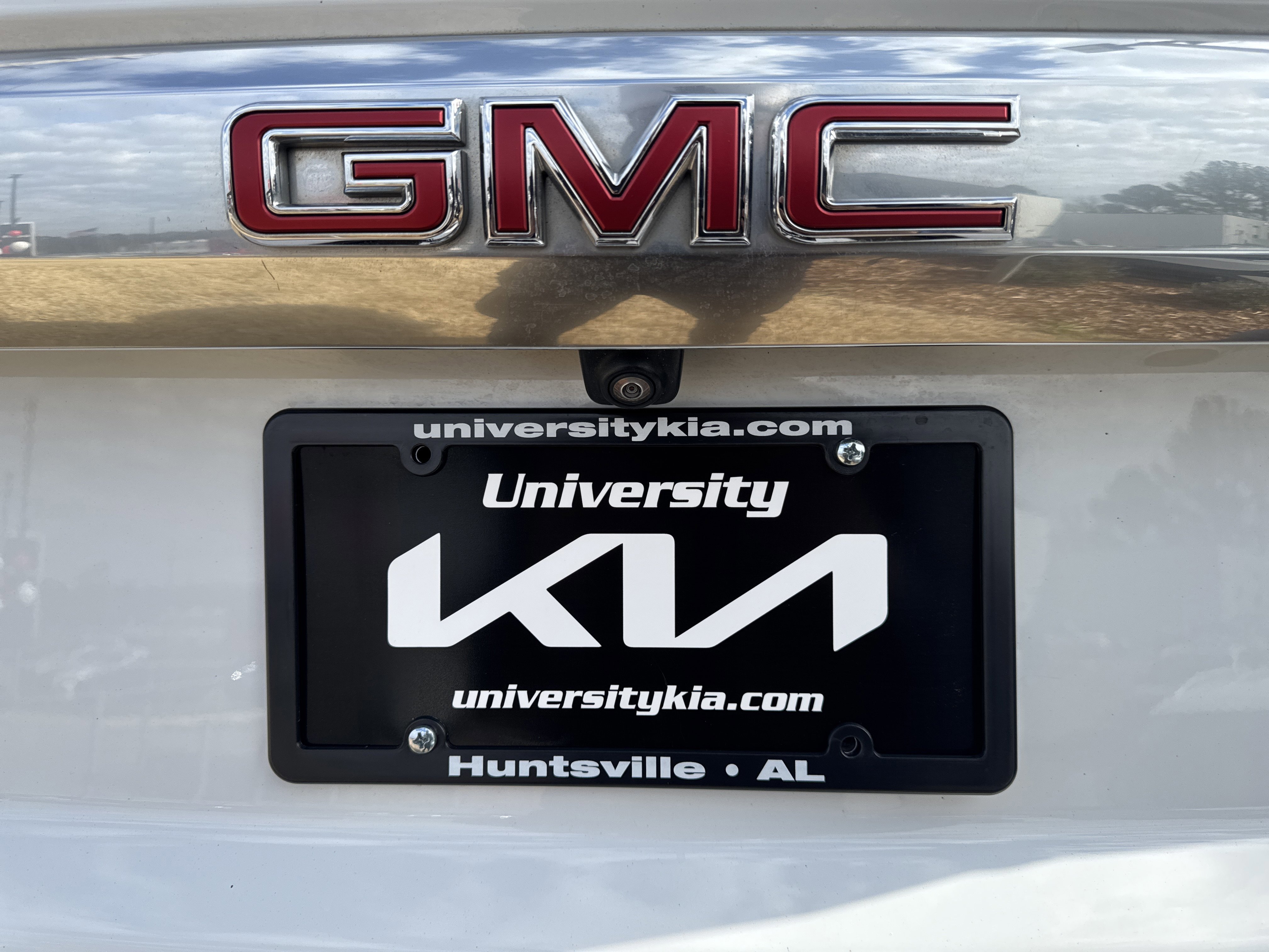 Used 2024 GMC Yukon XL Denali image 28