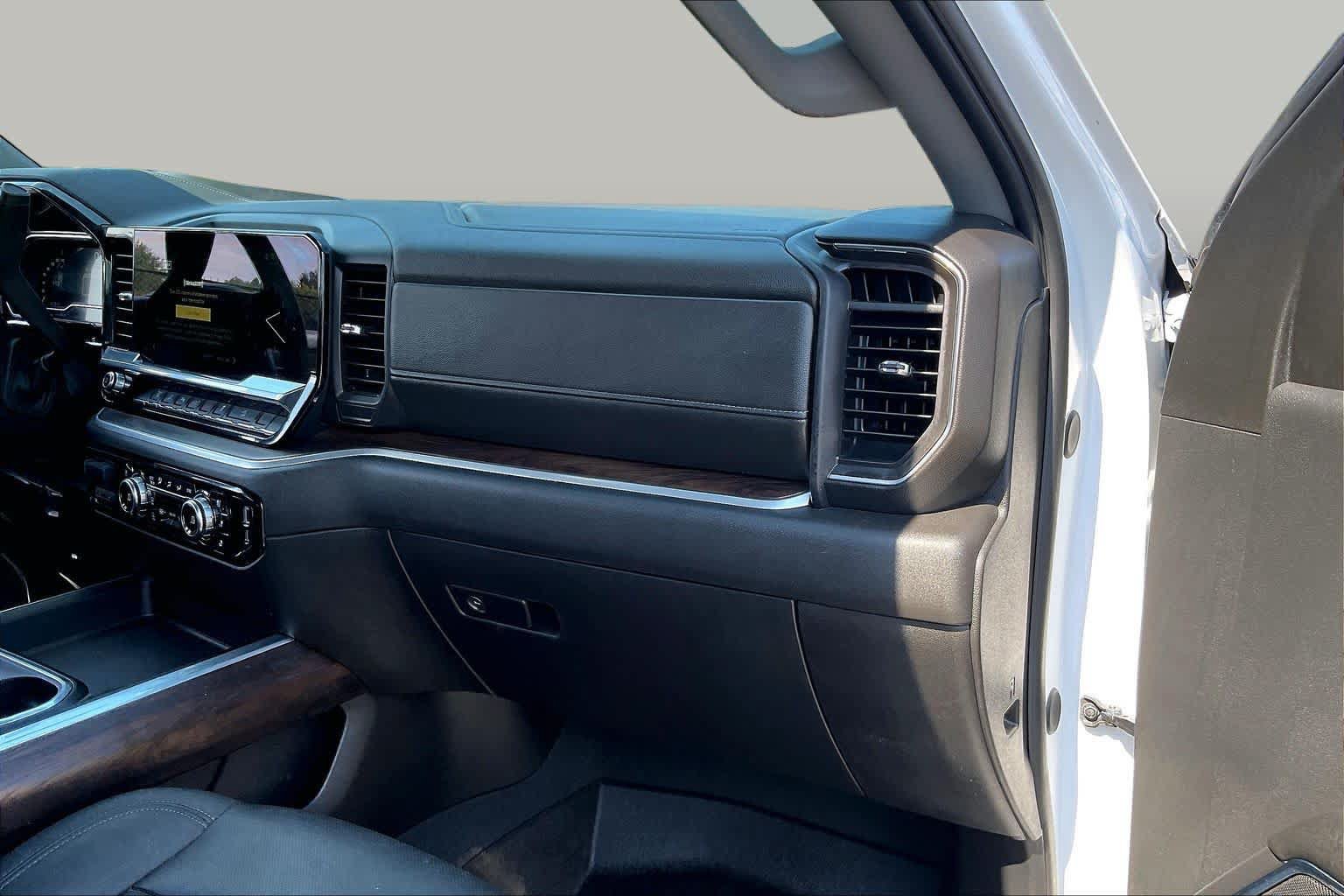 Certified 2024 GMC Sierra 2500 SLT w/ Texas SLT Premium Package AWD/4WD image 19