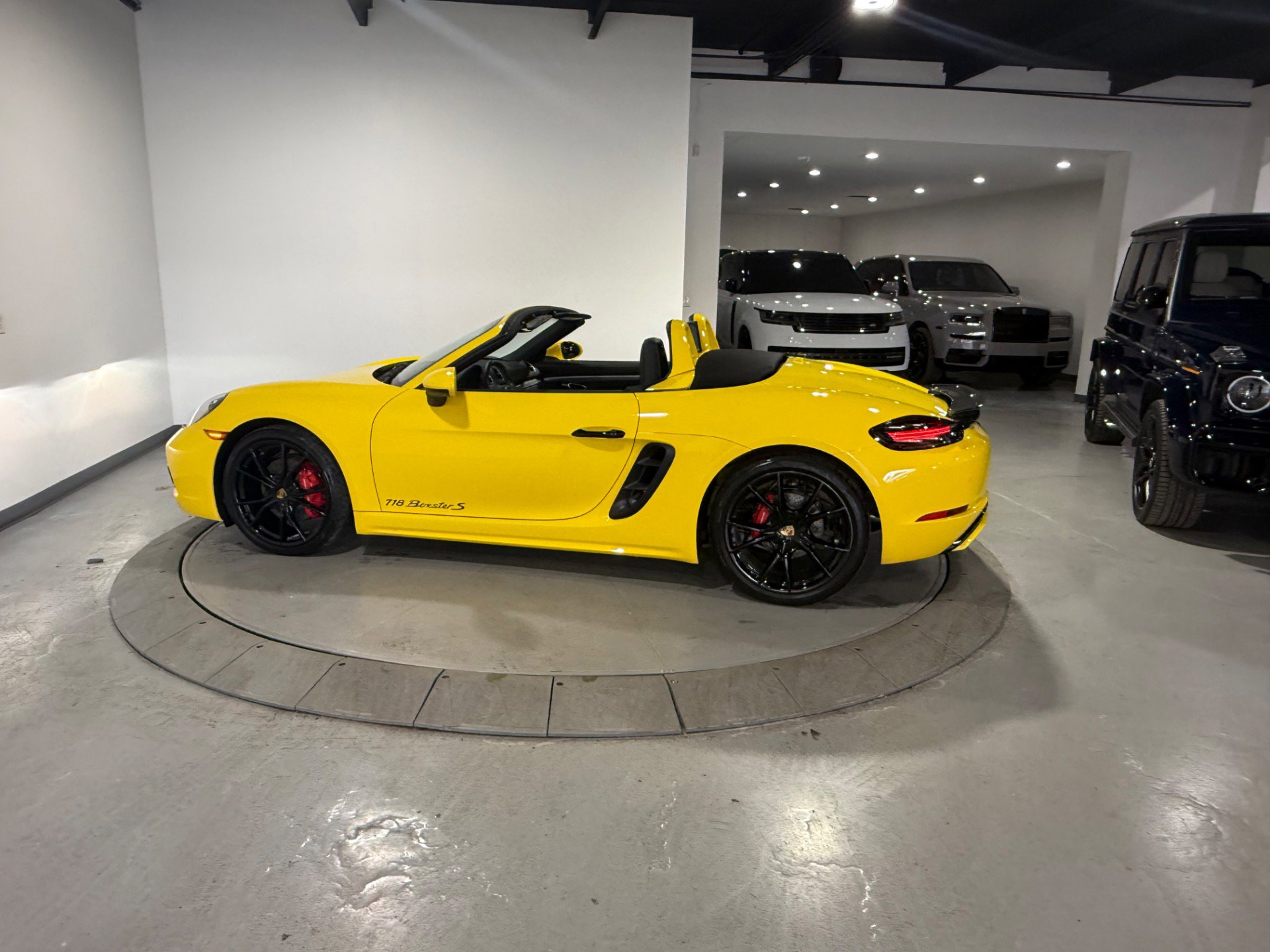 Used 2025 Porsche 718 Boxster S image 27