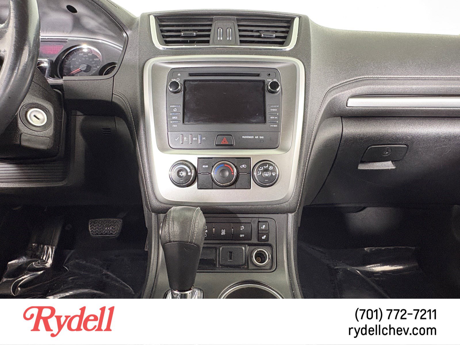 Used 2016 GMC Acadia SLE image 15