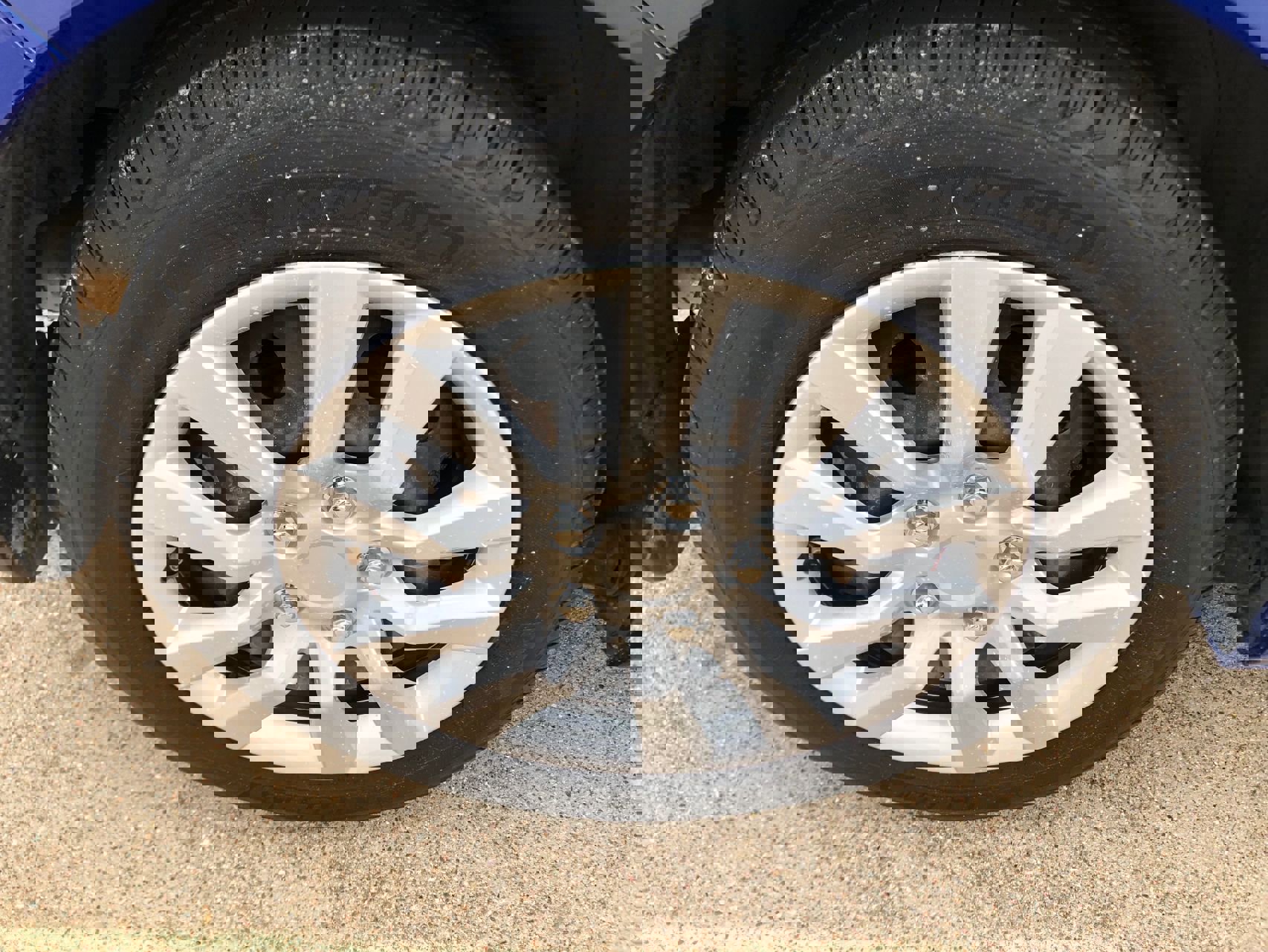 Used 2015 Honda Fit LX image 9