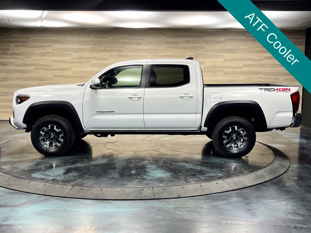 Used 2017 Toyota Tacoma TRD Off-Road w/ Tow Package (A/T) AWD/4WD image 14