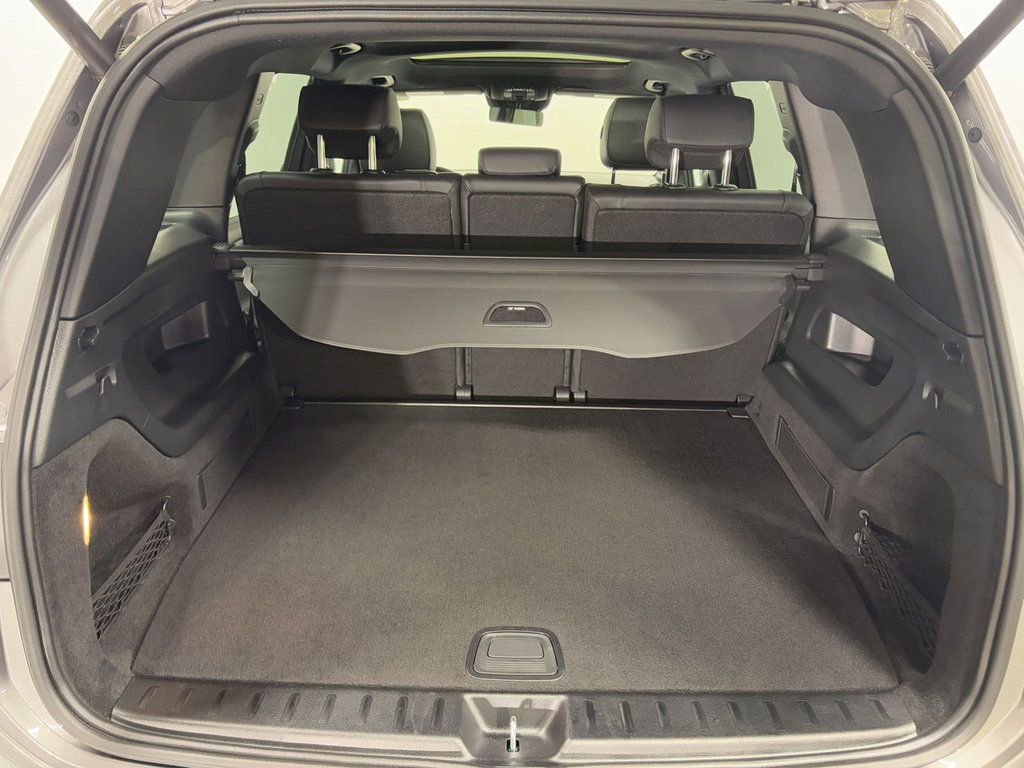 Used 2023 Mercedes-Benz EQB 300 4MATIC w/ Pinnacle Package image 32