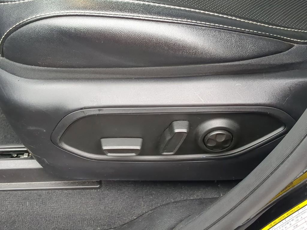 Used 2024 Jeep Grand Cherokee L Limited w/ Luxury Tech Group II image 14