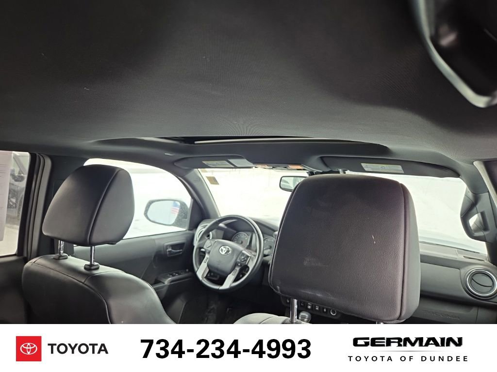 Used 2019 Toyota Tacoma TRD Sport image 18