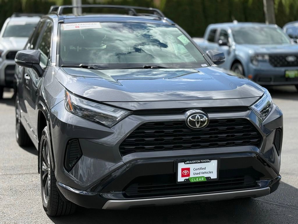 Certified 2025 Toyota RAV4 SE w/ Convenience Package AWD/4WD image 7