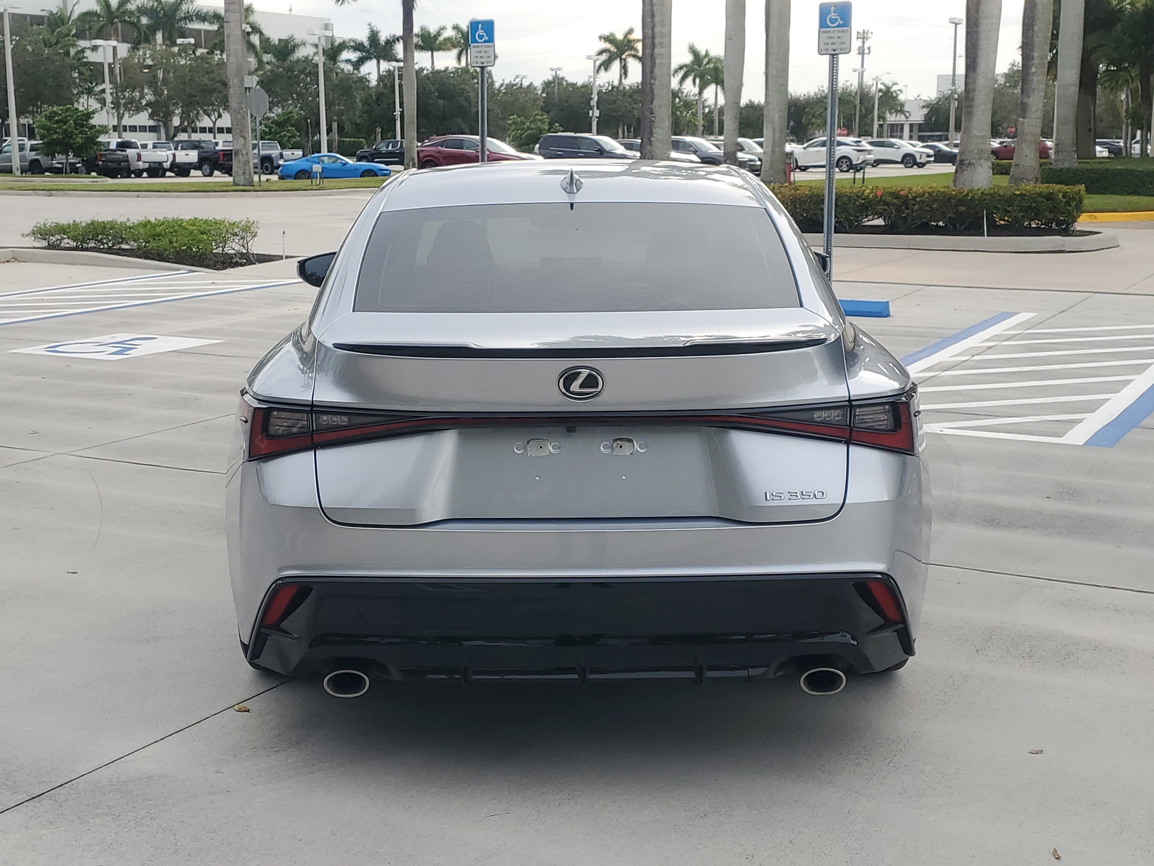 Used 2024 Lexus IS 350 F Sport image 10