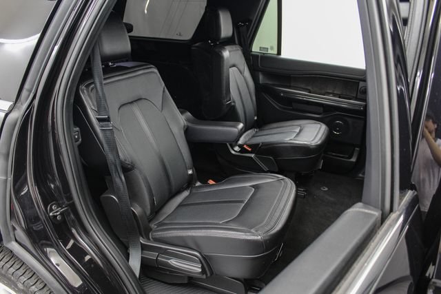 Used 2019 Ford Expedition Limited w/ Equipment Group 302A AWD/4WD image 21