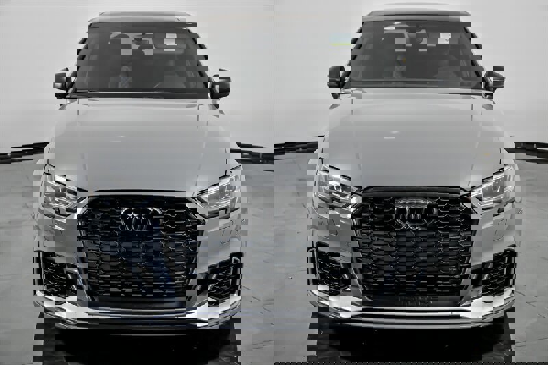 Used 2019 Audi RS 3 w/ Technology Package image 4