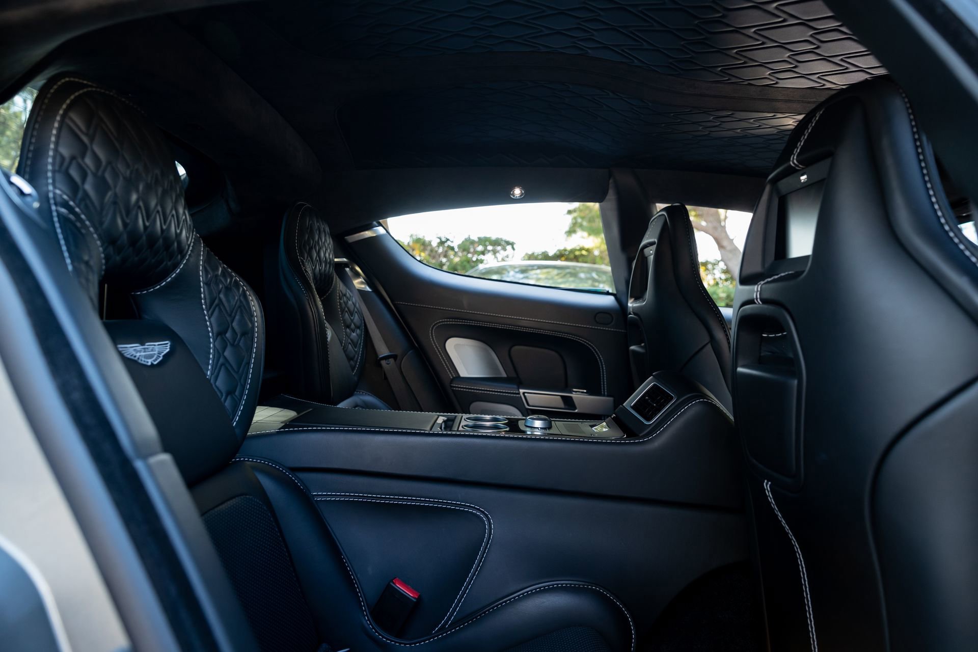Used 2015 Aston Martin Rapide S RWD image 18