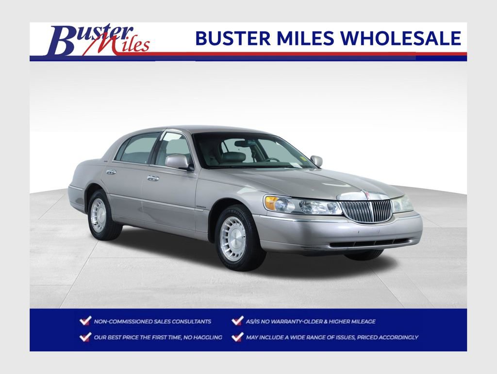 Used 2001 Lincoln Town Car Executive