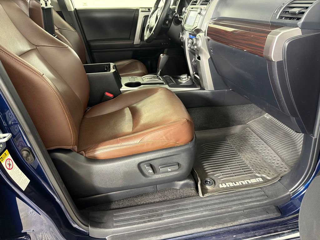 Used 2019 Toyota 4Runner Limited AWD/4WD image 15