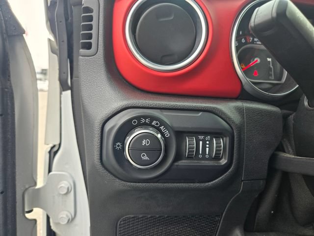 Used 2020 Jeep Gladiator Rubicon AWD/4WD image 17