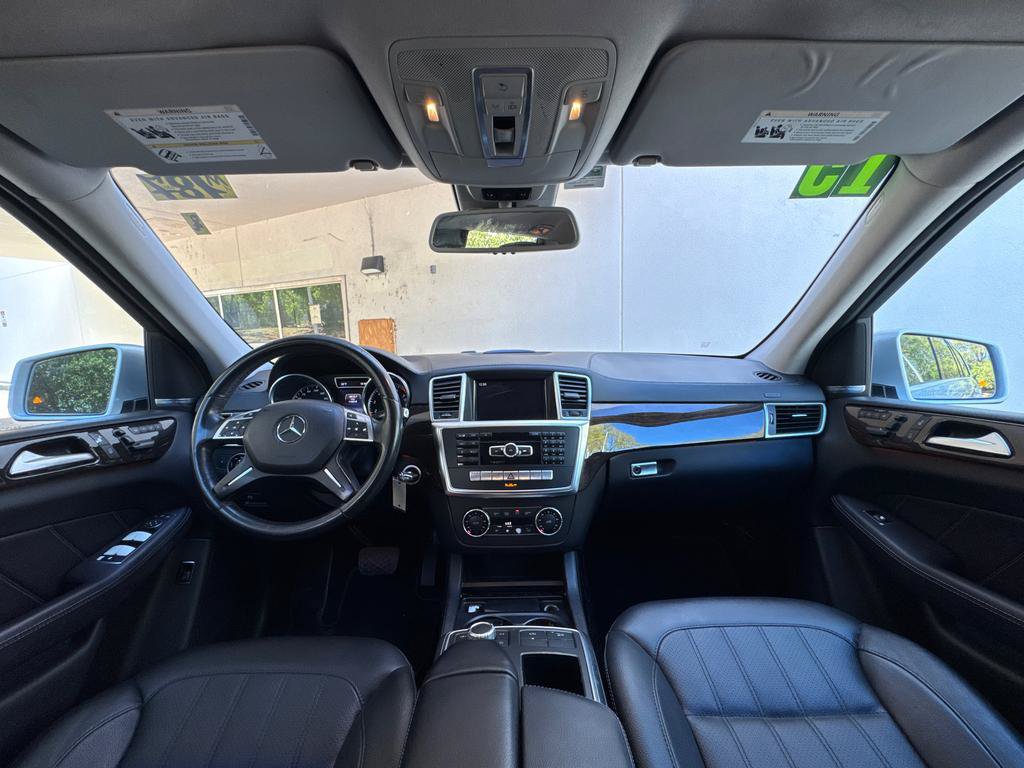 Used 2015 Mercedes-Benz GL 450 4MATIC w/ Appearance Package image 22