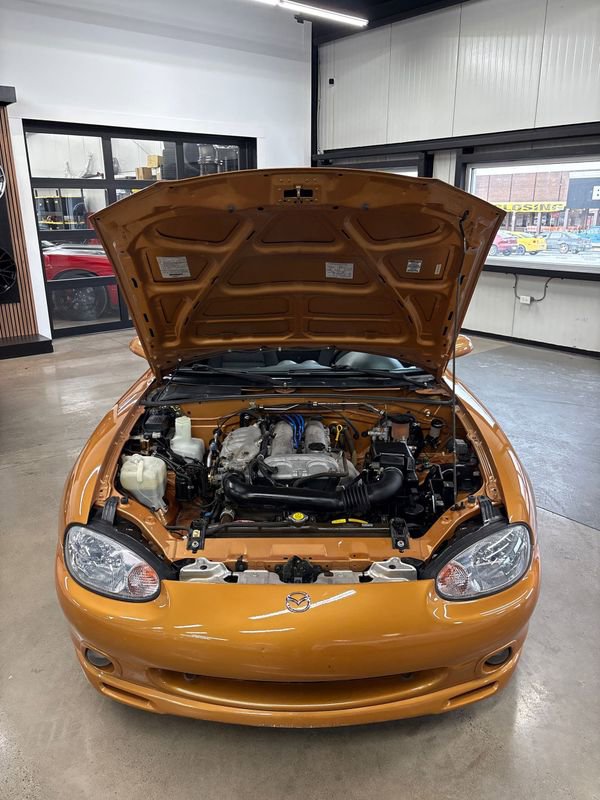 Used 2000 MAZDA MX-5 Miata image 46