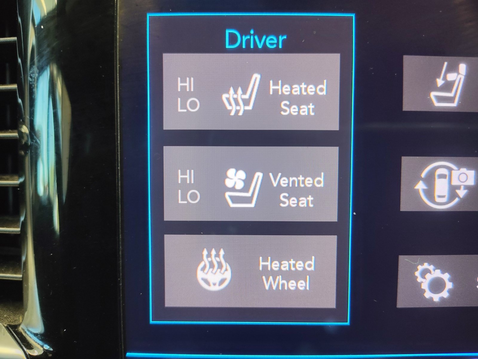 Used 2019 Chrysler Pacifica Limited w/ Advanced Safetytec Group FWD image 25