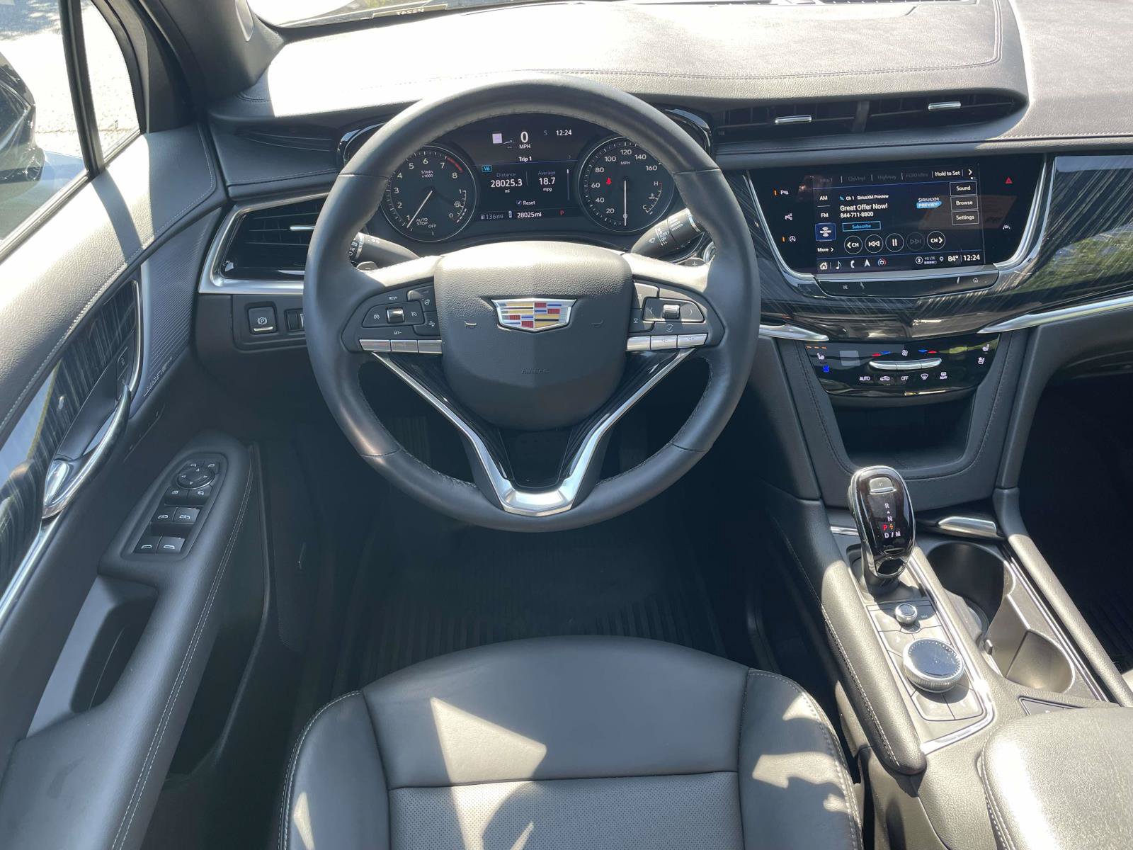 Used 2024 Cadillac XT6 Premium Luxury w/ Technology Package FWD image 13