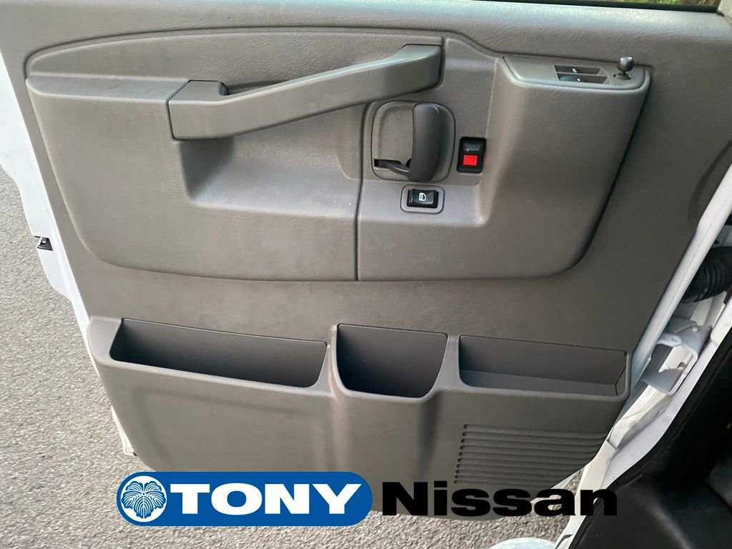 Used 2023 GMC Savana 2500 w/ Driver Convenience Package image 13