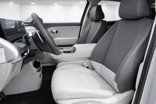 Used 2026 Hyundai Ioniq 9 SEL image 15