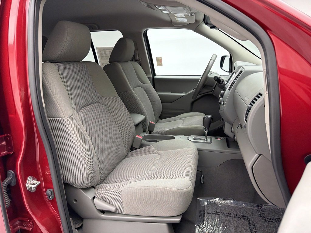 Used 2020 Nissan Frontier SV image 44