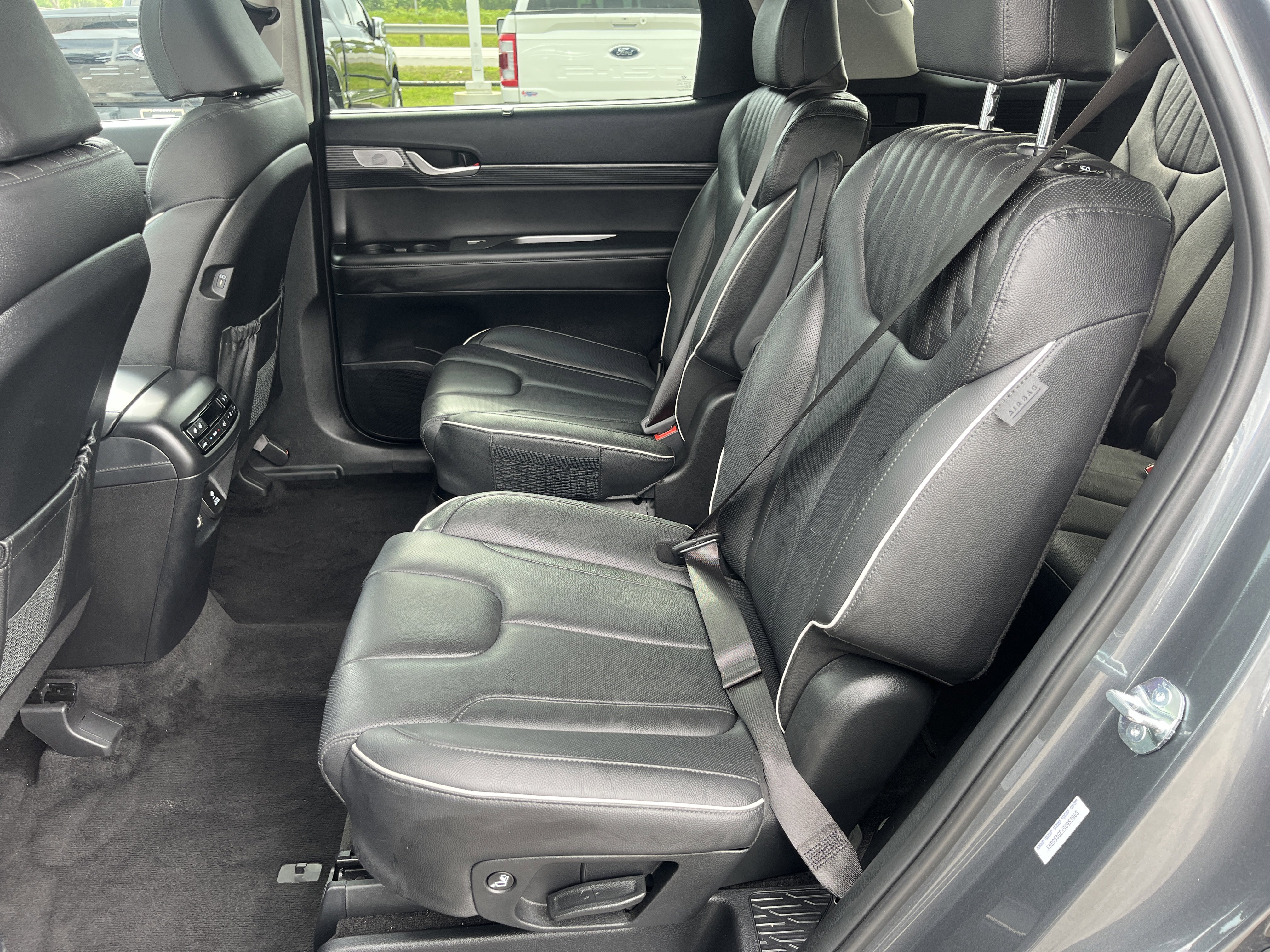 Used 2025 Hyundai Palisade Limited image 33