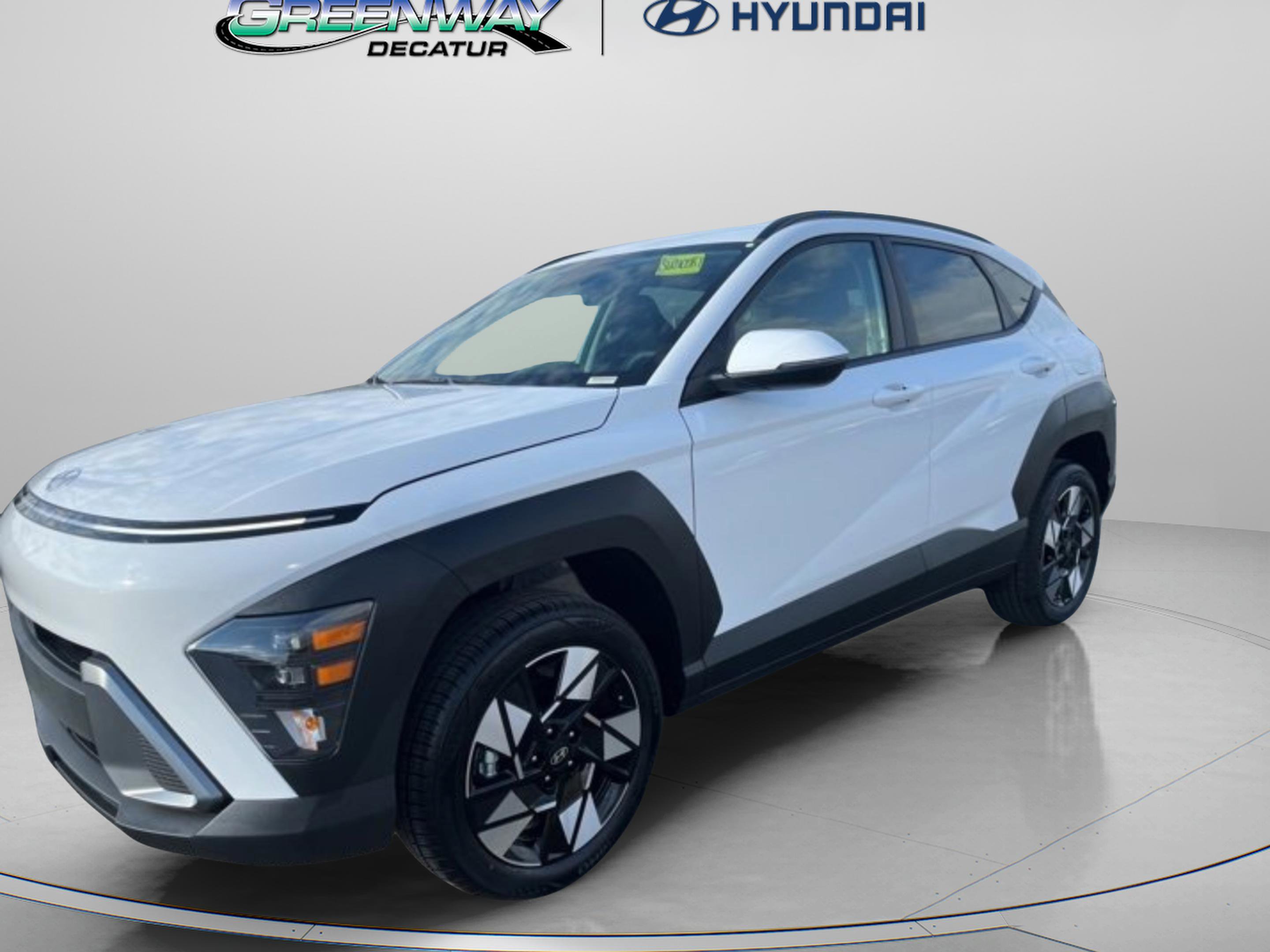 Certified 2025 Hyundai Kona SEL AWD/4WD image 3