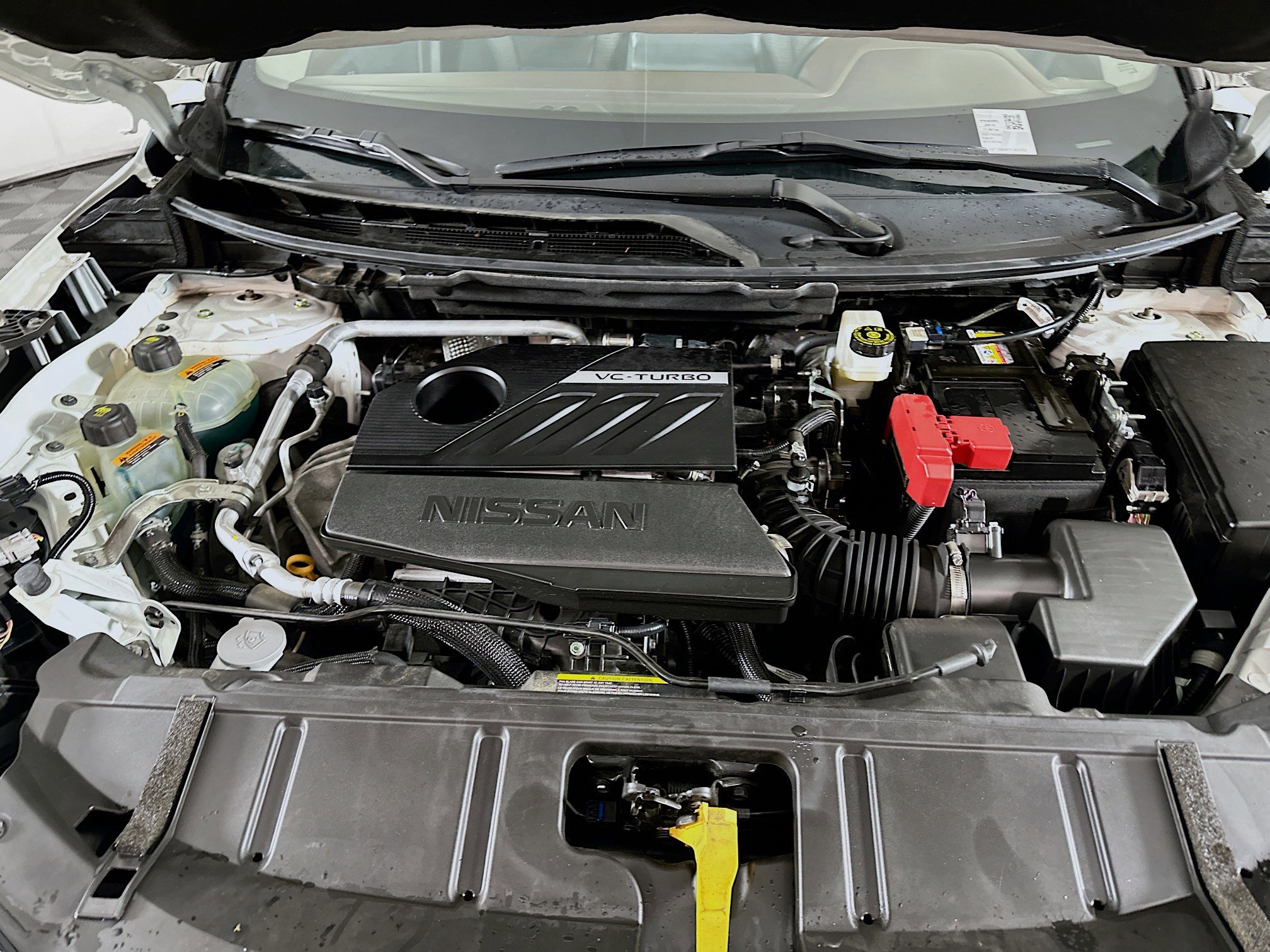 Used 2023 Nissan Rogue SV image 32