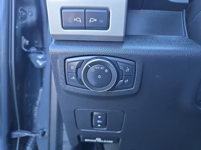 Used 2021 Ford F250 Lariat w/ Chrome Package image 23