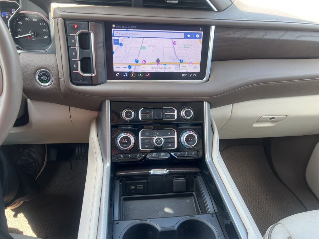 Used 2021 GMC Yukon Denali w/ Denali Premium Package AWD/4WD image 11