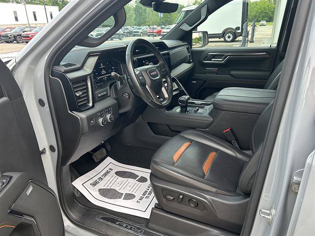 Certified 2024 GMC Sierra 1500 AT4 w/ Technology Package AWD/4WD image 16