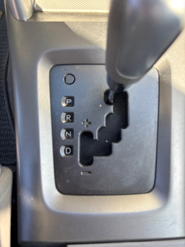 Used 2010 Subaru Forester 2.5X Premium image 15