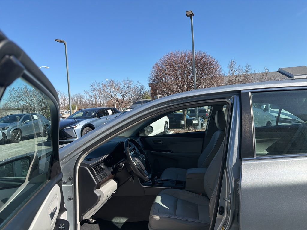 Used 2016 Toyota Camry XLE w/ Protection Package (Q2) image 31