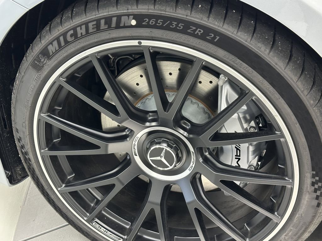 New 2026 Mercedes-Benz E 53 AMG e 4MATIC Sedan image 13