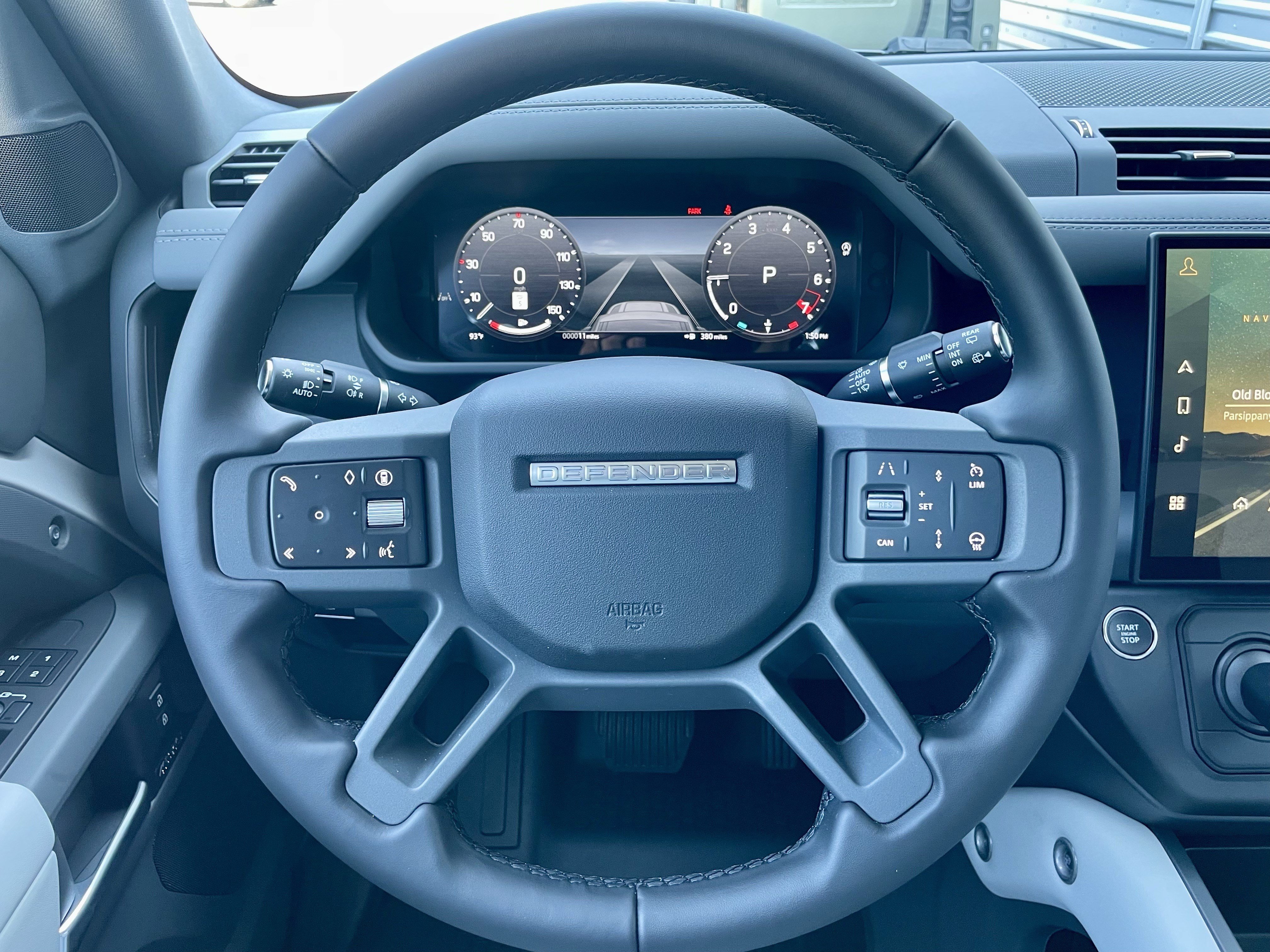 New 2026 Land Rover Defender 130 X-Dynamic SE AWD/4WD image 21