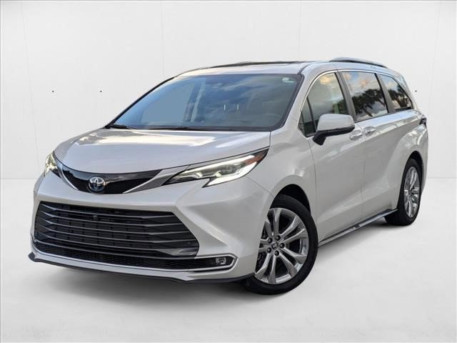 Used 2023 Toyota Sienna Platinum