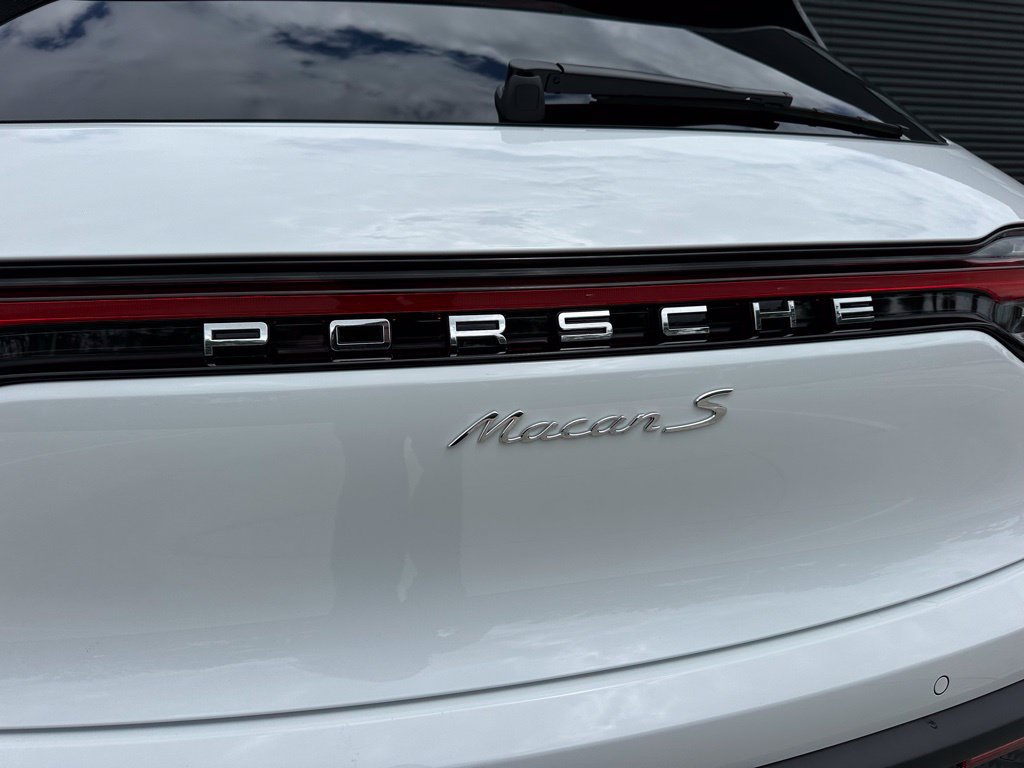 Used 2026 Porsche Macan S AWD/4WD image 14