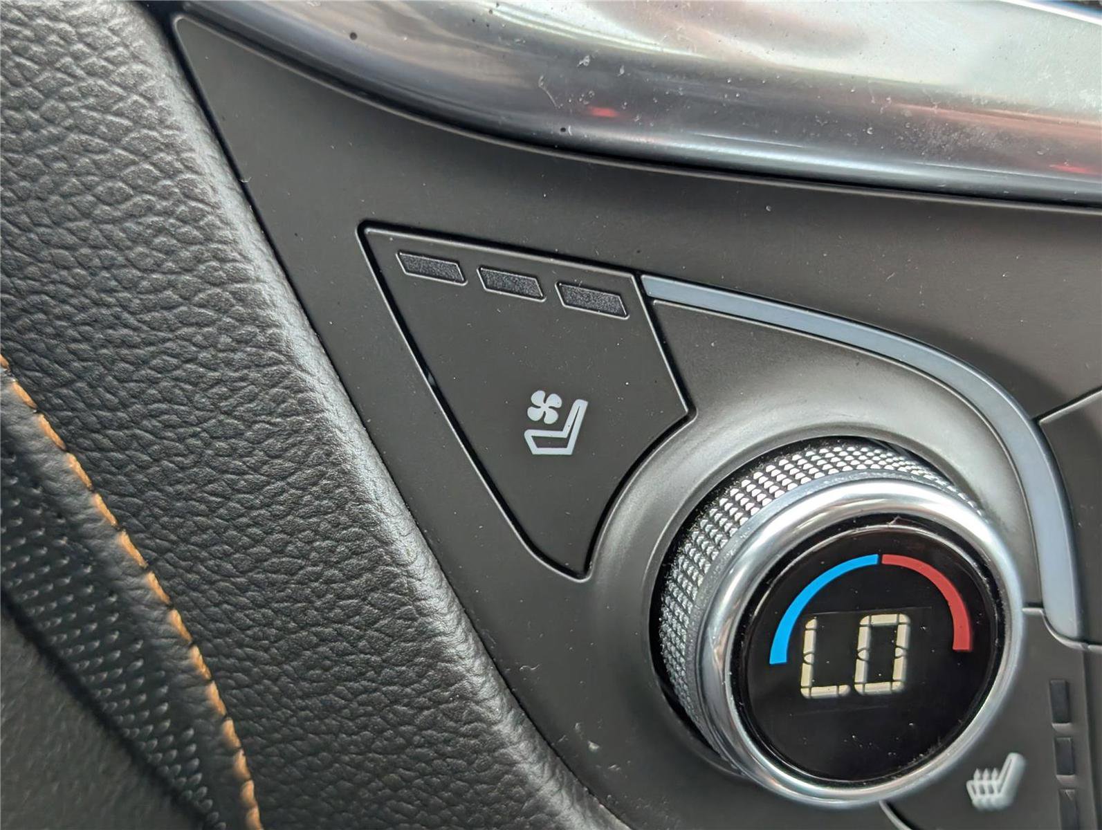 Used 2021 Chevrolet Equinox Premier AWD/4WD image 27