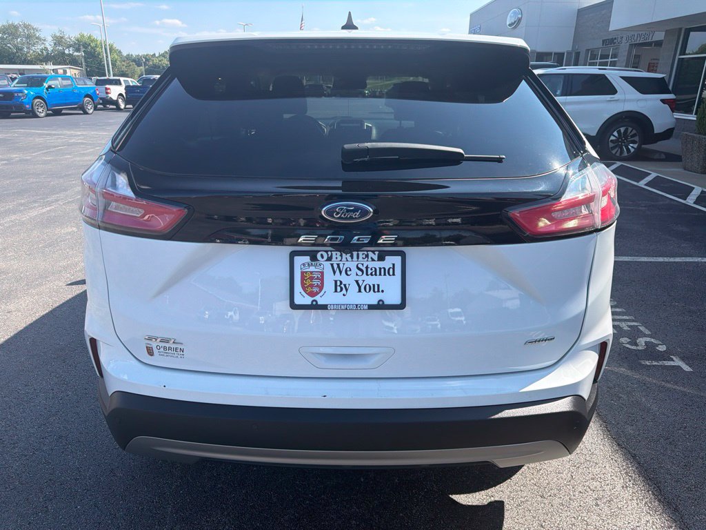 Used 2023 Ford Edge SEL w/ Convenience Package AWD/4WD image 4
