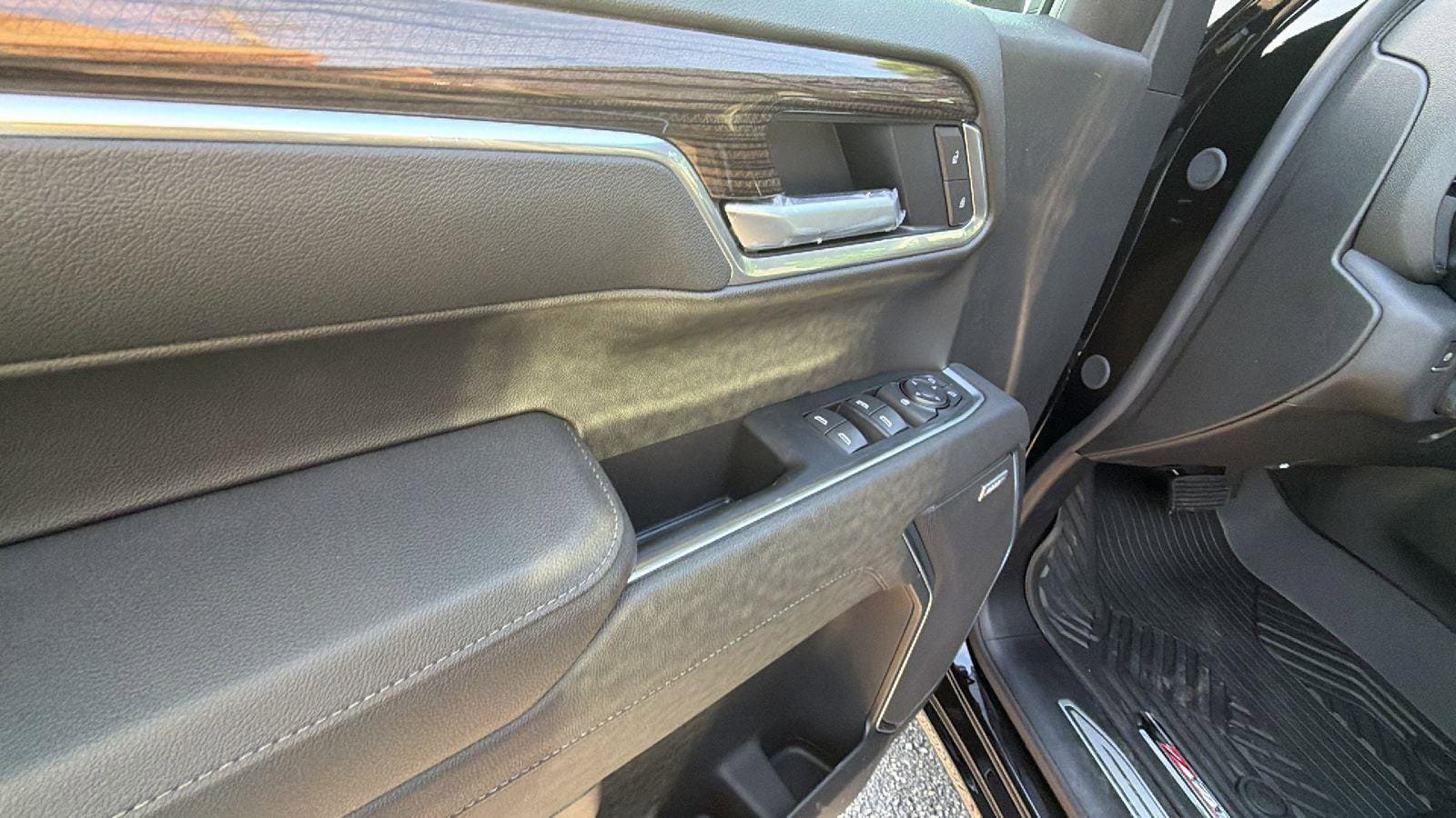 New 2026 Chevrolet Silverado 1500 RST w/ RST All Star Premium Package AWD/4WD image 12
