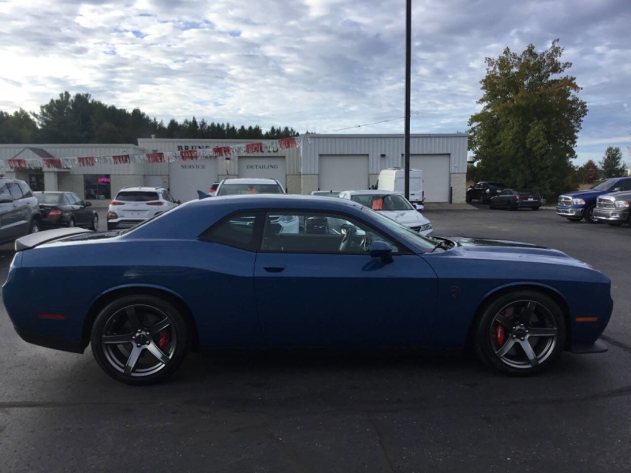 Used 2022 Dodge Challenger SRT Hellcat Redeye image 3