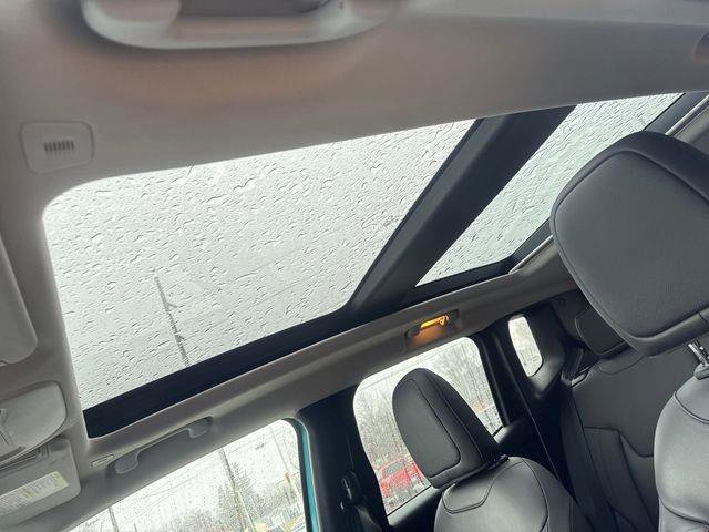 Used 2020 Jeep Renegade Trailhawk w/ Premium Leather Group image 6