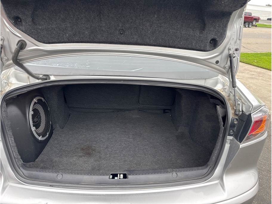 Used 2017 Mitsubishi Lancer AWD Sedan image 9