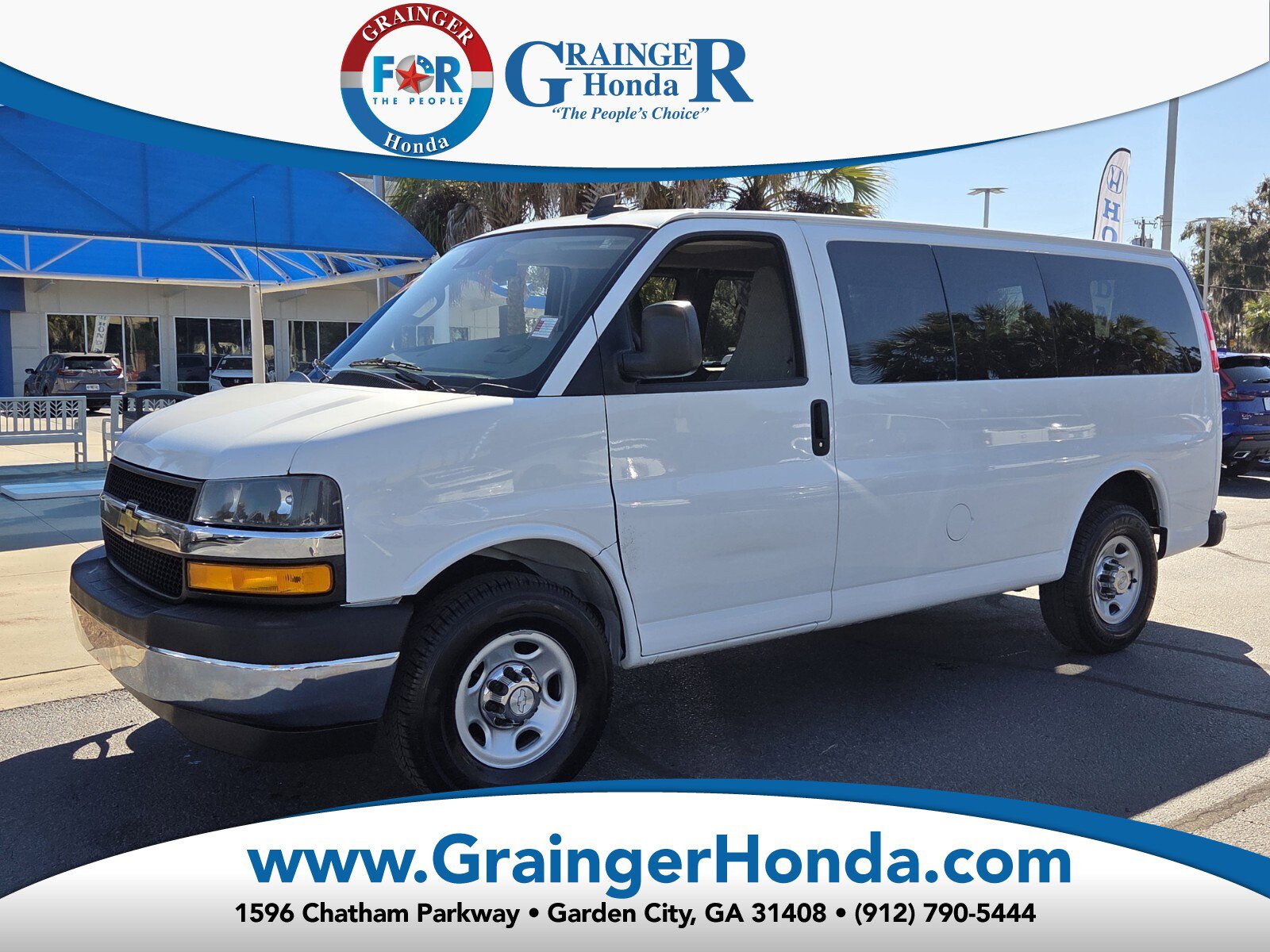 Used 2020 Chevrolet Express 2500 LT w/ LT Preferred Equipment Group image 1