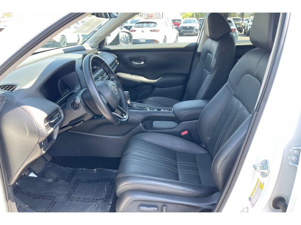 Certified 2025 Honda HR-V EX-L image 10