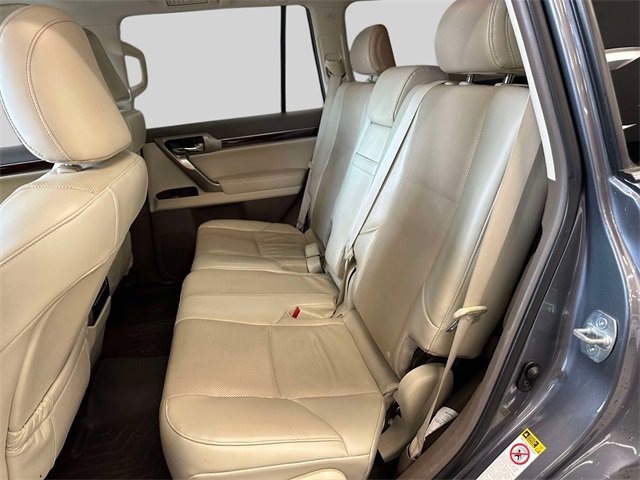 Used 2019 Lexus GX 460 image 23